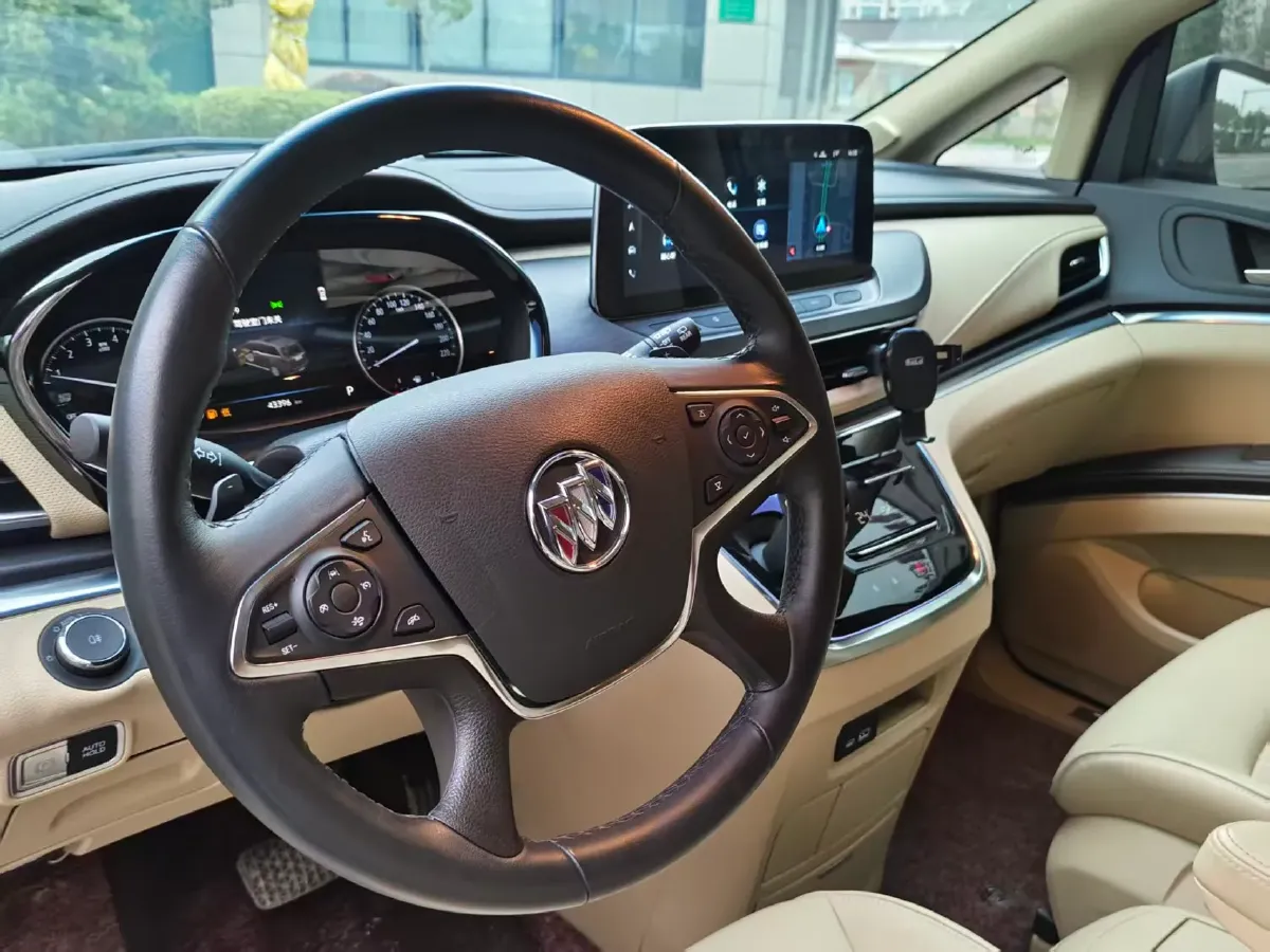 2023 Buick GL8 2.0T 237HP L4 9AT,autocango,china used car exporter,china ev exporter,chinese used car exporter,chinese used ev exporter