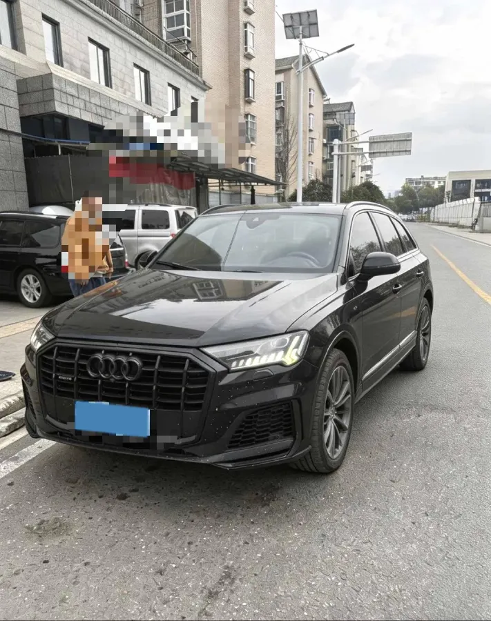 2022 Audi Q7 3.0T 340HP V6 8AT,autocango,china used car exporter,china ev exporter,chinese used car exporter,chinese used ev exporter