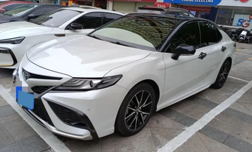 2021 Toyota Camry 2.5L 209HP L4 8AT,autocango,china used car exporter,china ev exporter,chinese used car exporter,chinese used ev exporter