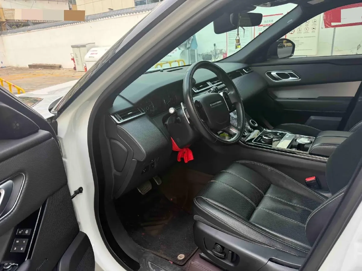 2020 Land Rover Range Rover Velar 2.0T 250HP L4 8AT,autocango,china used car exporter,china ev exporter,chinese used car exporter,chinese used ev exporter