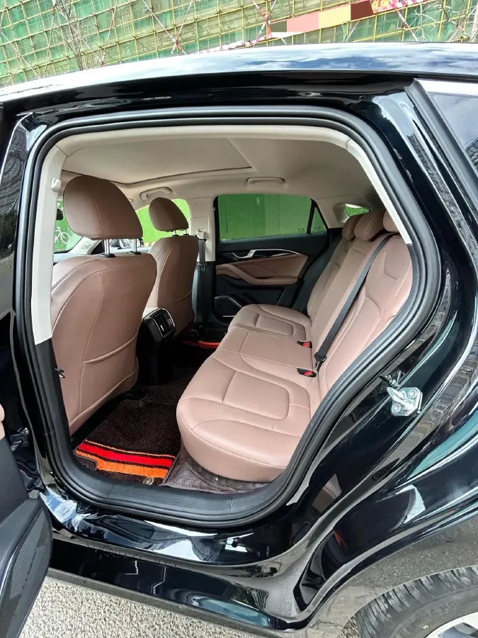 2024 Bestune B70 1.5T 169HP L4 7DCT,autocango,china used car exporter,china ev exporter,chinese used car exporter,chinese used ev exporter