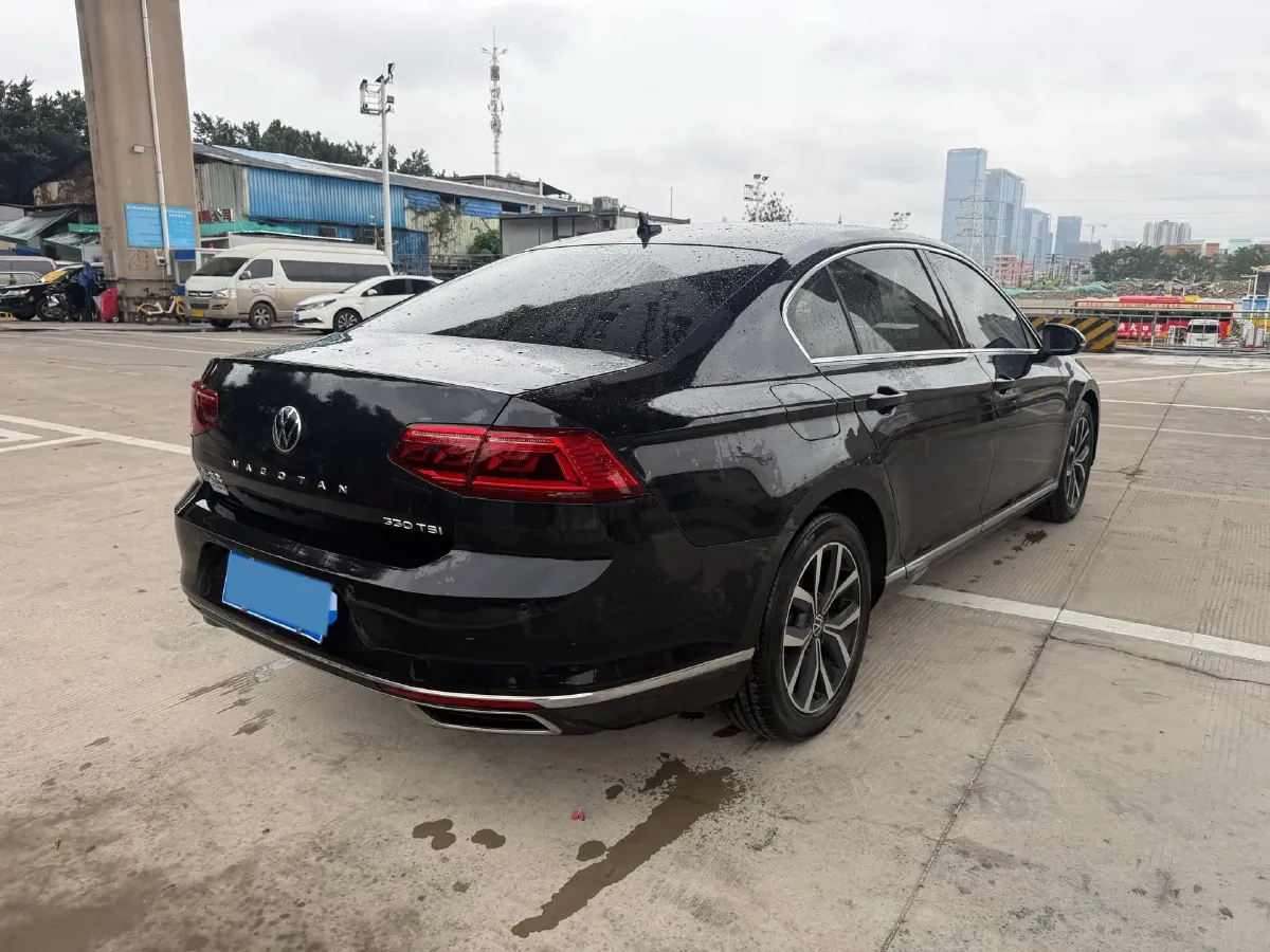 2020 Volkswagen Magotan 2.0T 186HP L4 7DCT,autocango,china used car exporter,china ev exporter,chinese used car exporter,chinese used ev exporter