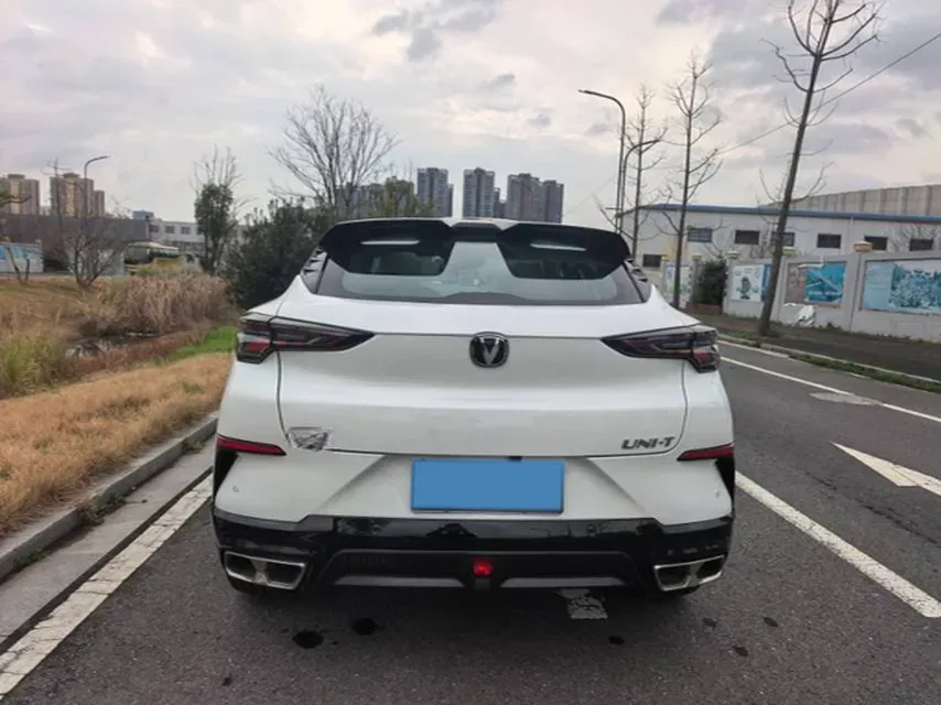 2023 ChangAn UNI-T 1.5T 188HP L4 7DCT,autocango,china used car exporter,china ev exporter,chinese used car exporter,chinese used ev exporter