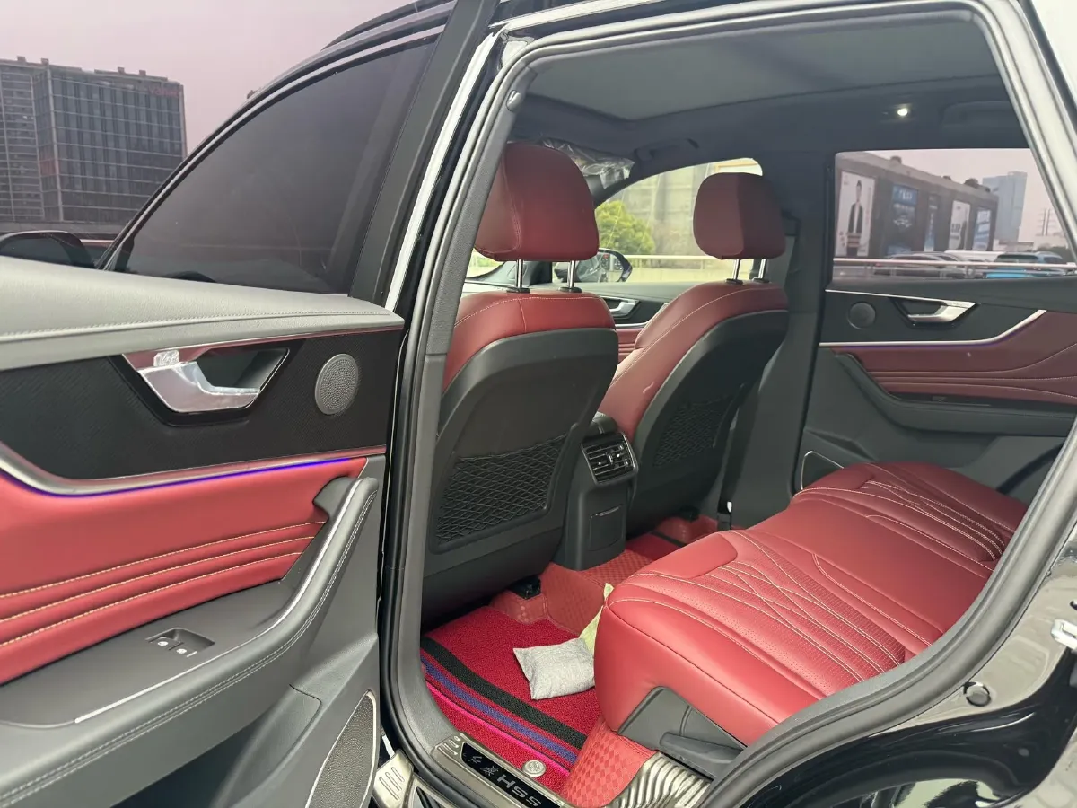 2026 HongQi HS5 2.0T 252HP L4 8AT,autocango,china used car exporter,china ev exporter,chinese used car exporter,chinese used ev exporter