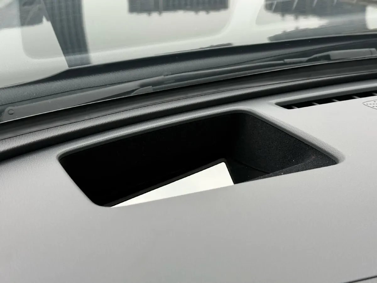 2026 HongQi HS5 2.0T 252HP L4 8AT,autocango,china used car exporter,china ev exporter,chinese used car exporter,chinese used ev exporter