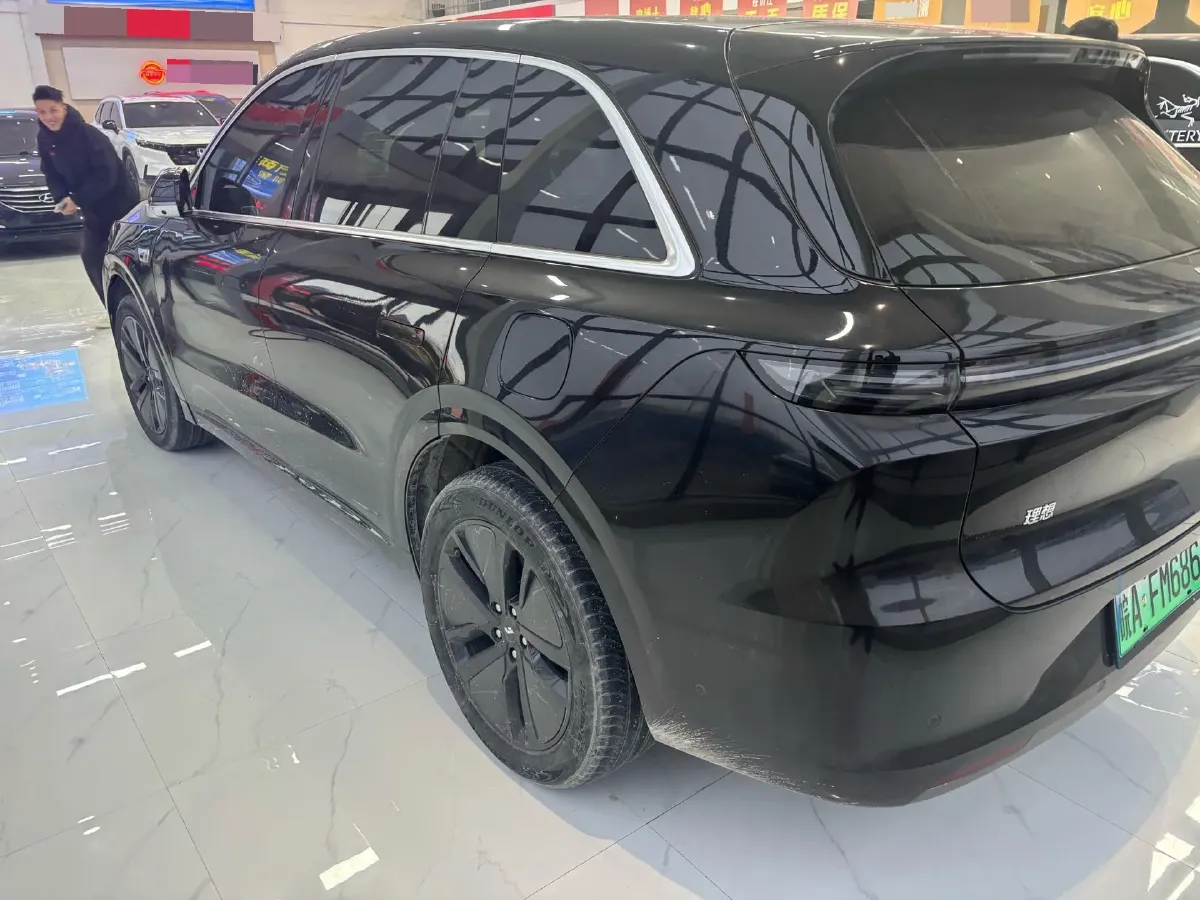 2024 Li L6 Range Extended 154HP L4 REEV 36.8KWH,autocango,china used car exporter,china ev exporter,chinese used car exporter,chinese used ev exporter