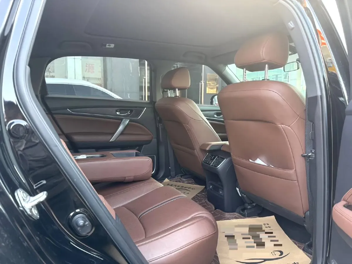 2020 Honda UR-V 2.0T 272HP L4 9AT,autocango,china used car exporter,china ev exporter,chinese used car exporter,chinese used ev exporter