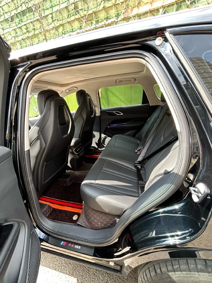 2024 HongQi HS3 1.5T 169HP L4 7DCT,autocango,china used car exporter,china ev exporter,chinese used car exporter,chinese used ev exporter