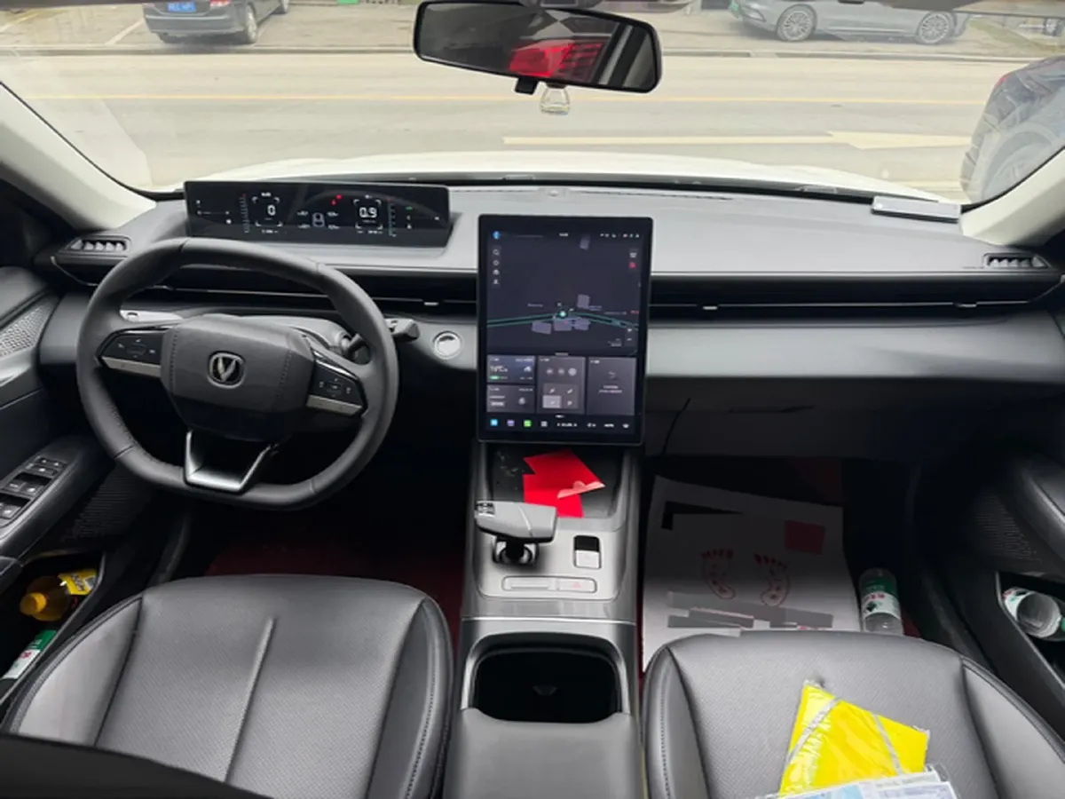 2025 ChangAn Eado 1.5T 192HP L4 7DCT,autocango,china used car exporter,china ev exporter,chinese used car exporter,chinese used ev exporter