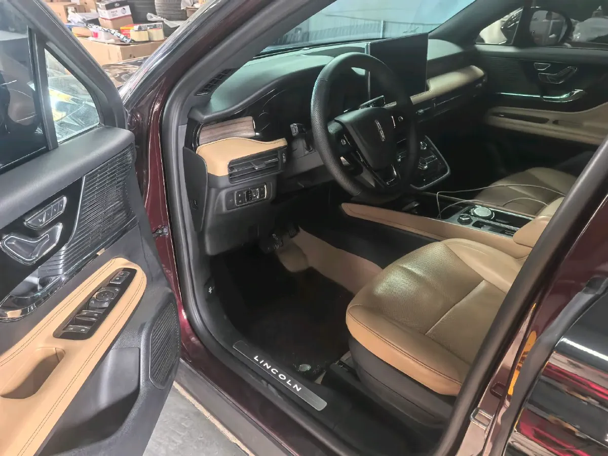 2020 Lincoln Corsair 2.0T 245HP L4 8AT,autocango,china used car exporter,china ev exporter,chinese used car exporter,chinese used ev exporter