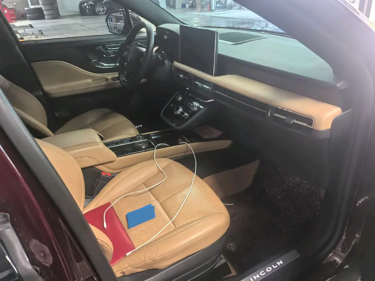 2020 Lincoln Corsair 2.0T 245HP L4 8AT,autocango,china used car exporter,china ev exporter,chinese used car exporter,chinese used ev exporter