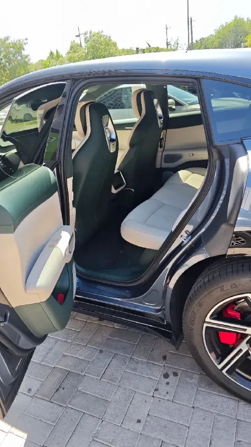 2025 MI YU7 BEV 101.7KWH,autocango,china used car exporter,china ev exporter,chinese used car exporter,chinese used ev exporter