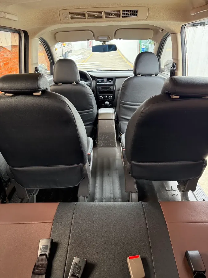 2016 WuLing RongGuang V 1.5L 112HP L4 5MT,autocango,china used car exporter,china ev exporter,chinese used car exporter,chinese used ev exporter