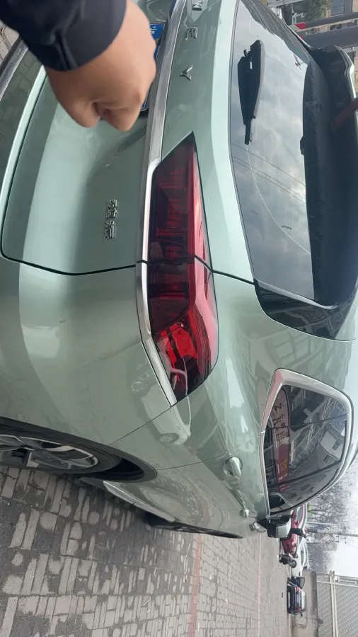 2022 WEY Latte DHT 1.5T 156HP L4 2DHT Hybrid,autocango,china used car exporter,china ev exporter,chinese used car exporter,chinese used ev exporter