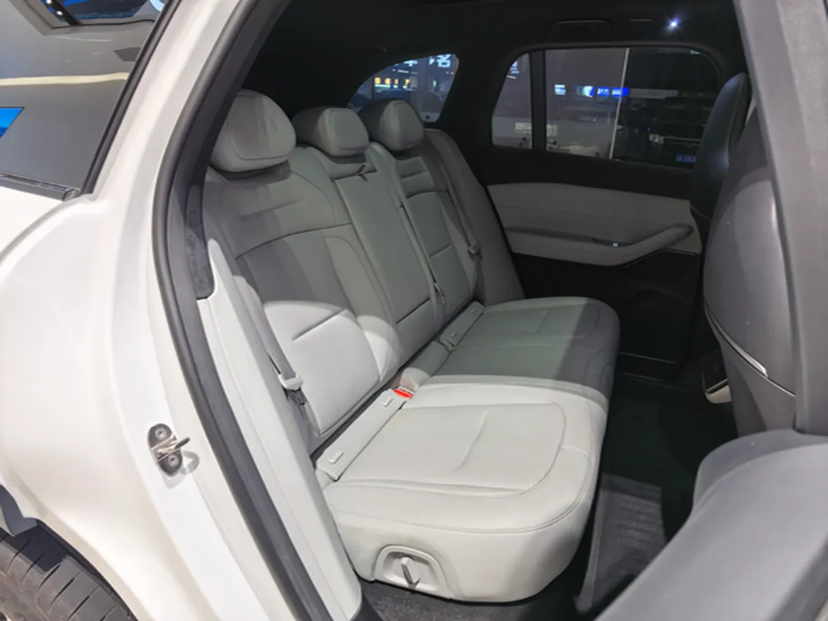 2024 NIO ES6 BEV 75KWH,autocango,china used car exporter,china ev exporter,chinese used car exporter,chinese used ev exporter