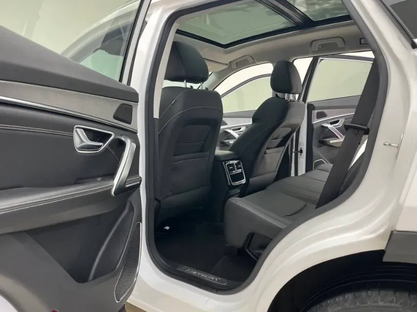 2021 Jetour X70 Plus 1.5T 156HP L4 6DCT,autocango,china used car exporter,china ev exporter,chinese used car exporter,chinese used ev exporter