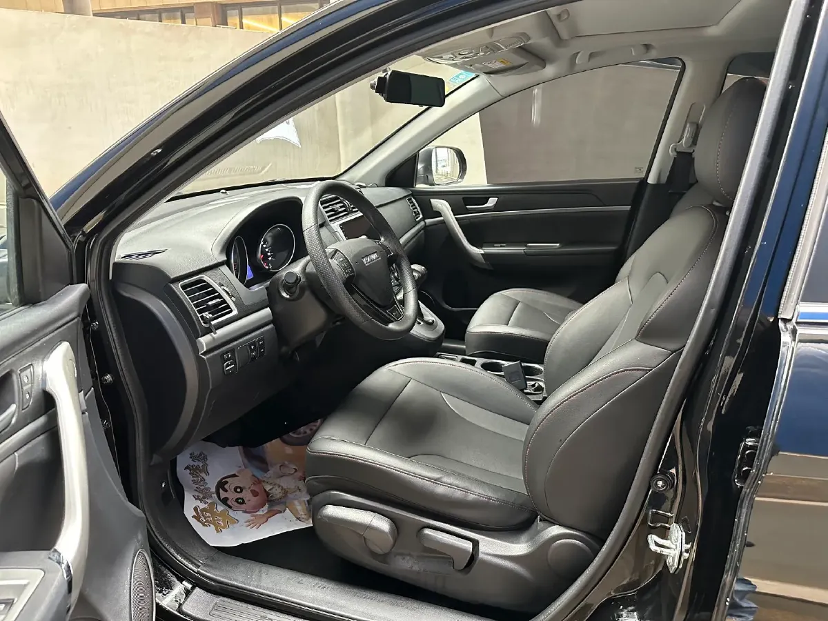 2019 Haval M6 1.5T 150HP L4 7DCT,autocango,china used car exporter,china ev exporter,chinese used car exporter,chinese used ev exporter