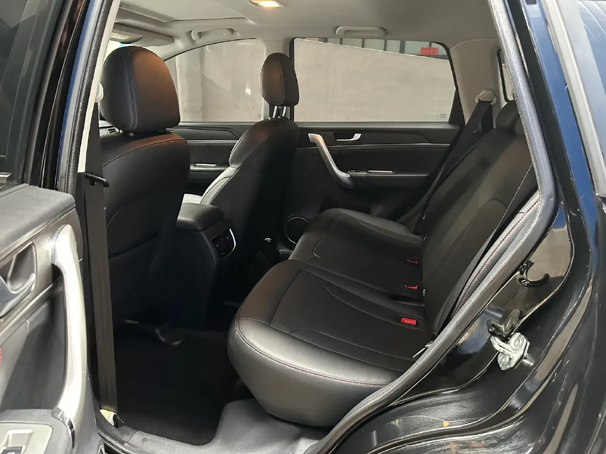 2019 Haval M6 1.5T 150HP L4 7DCT,autocango,china used car exporter,china ev exporter,chinese used car exporter,chinese used ev exporter