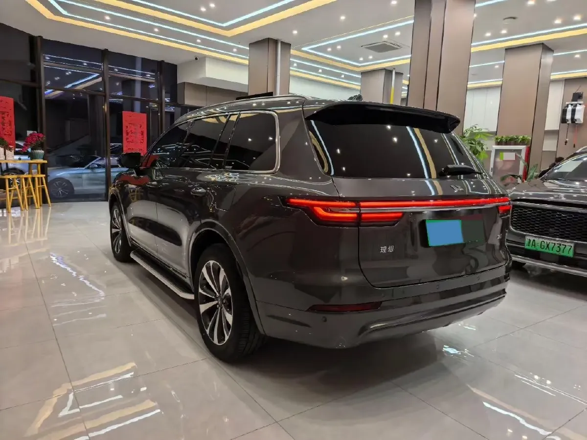 2020 Li ONE Range Extended 131HP REEV 40.5KWH,autocango,china used car exporter,china ev exporter,chinese used car exporter,chinese used ev exporter