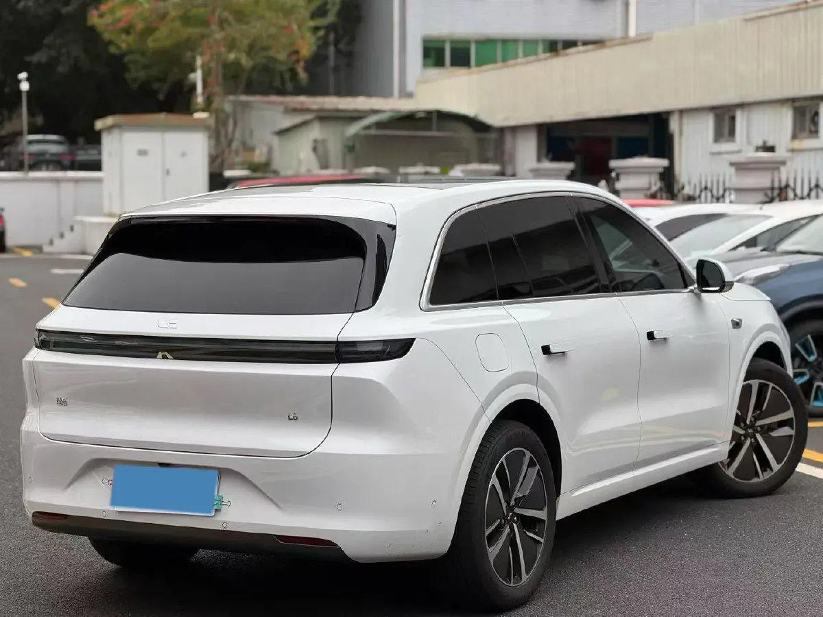 2024 Li L6 Range Extended 154HP L4 REEV 36.8KWH,autocango,china used car exporter,china ev exporter,chinese used car exporter,chinese used ev exporter