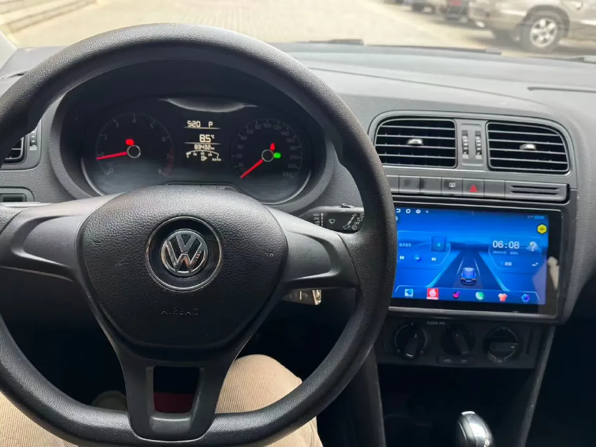 2016 Volkswagen Polo 1.4L 90HP L4 6AT,autocango,china used car exporter,china ev exporter,chinese used car exporter,chinese used ev exporter