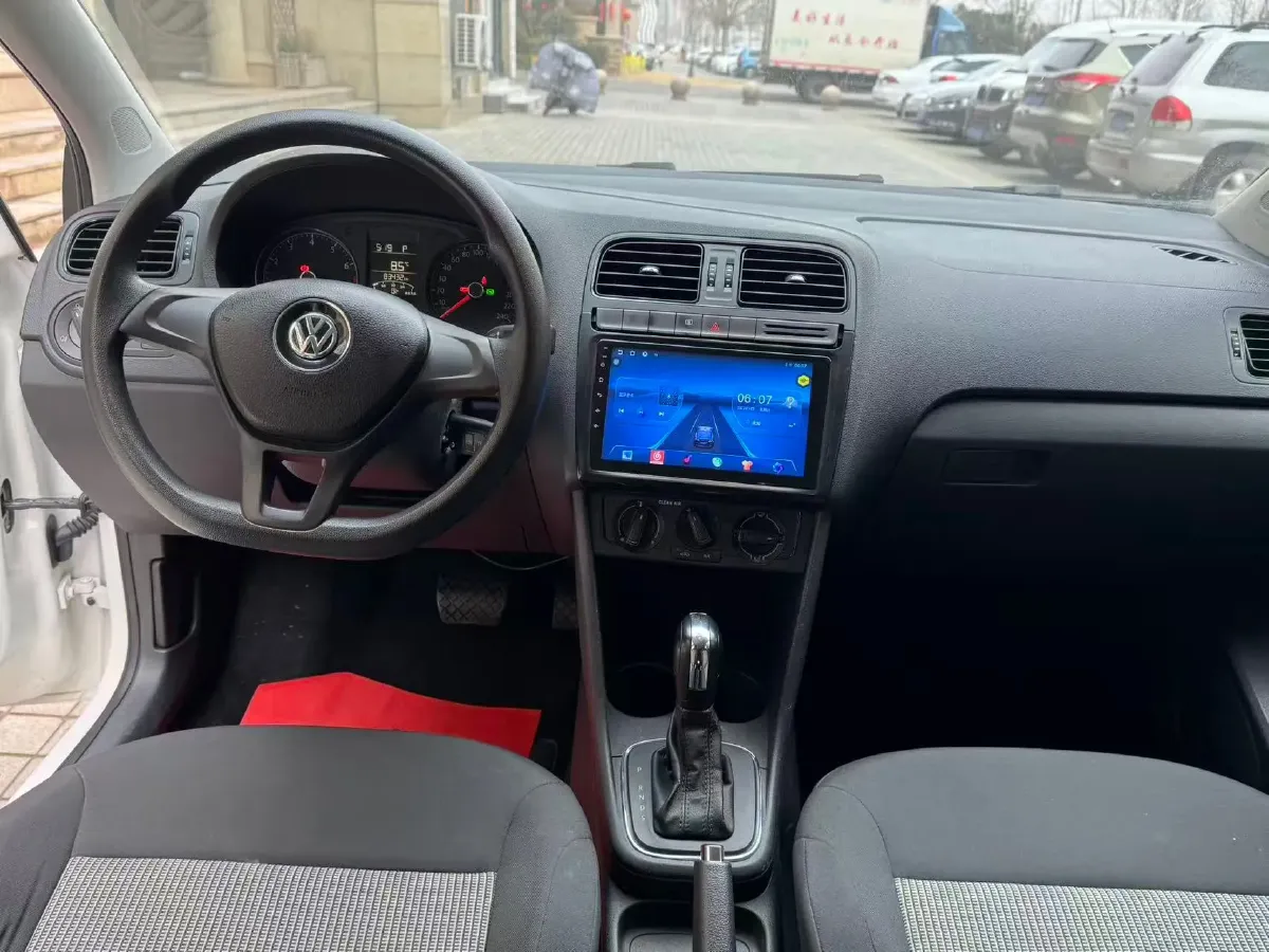 2016 Volkswagen Polo 1.4L 90HP L4 6AT,autocango,china used car exporter,china ev exporter,chinese used car exporter,chinese used ev exporter