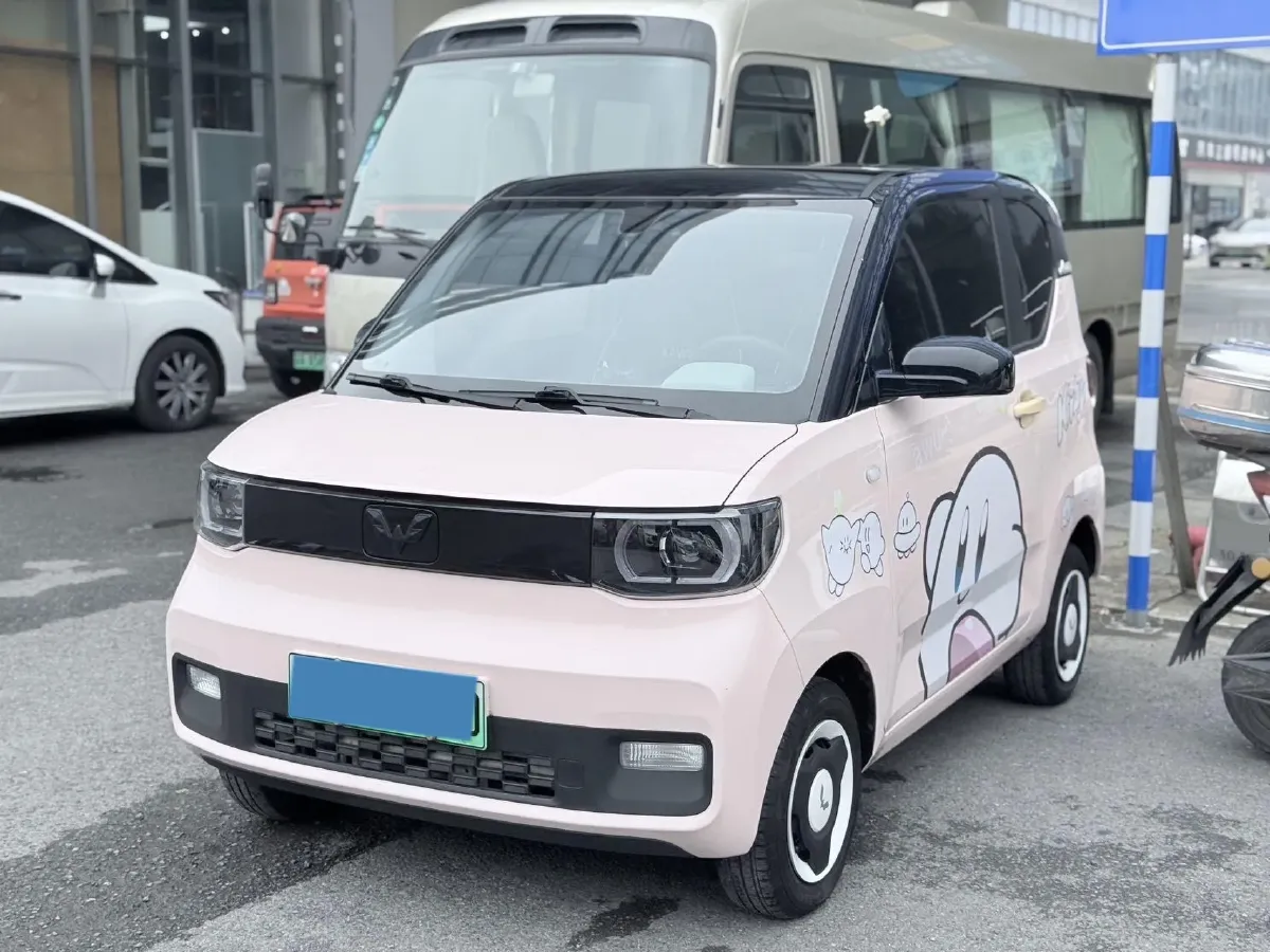 2020 WuLing HongGuang MINI EV BEV 9KWH,autocango,china used car exporter,china ev exporter,chinese used car exporter,chinese used ev exporter