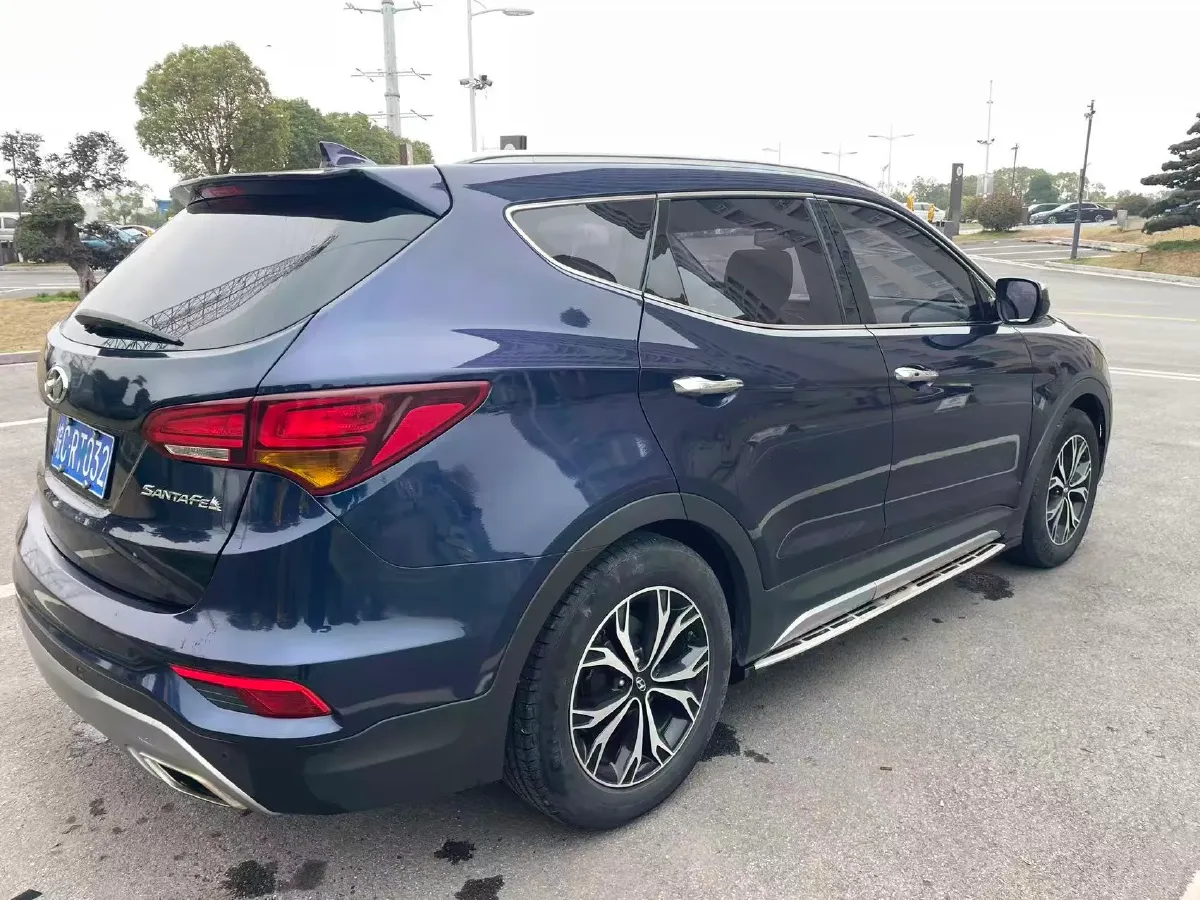 2017 Hyundai Santafe 2.0T 245HP L4 6AT,autocango,china used car exporter,china ev exporter,chinese used car exporter,chinese used ev exporter