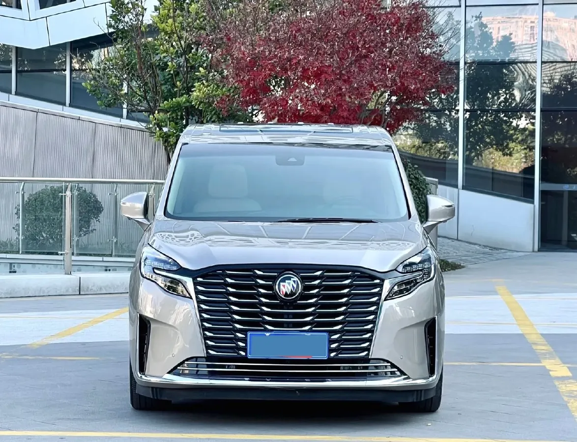 2022 Buick GL8 2.0T 237HP L4 9AT,autocango,china used car exporter,china ev exporter,chinese used car exporter,chinese used ev exporter