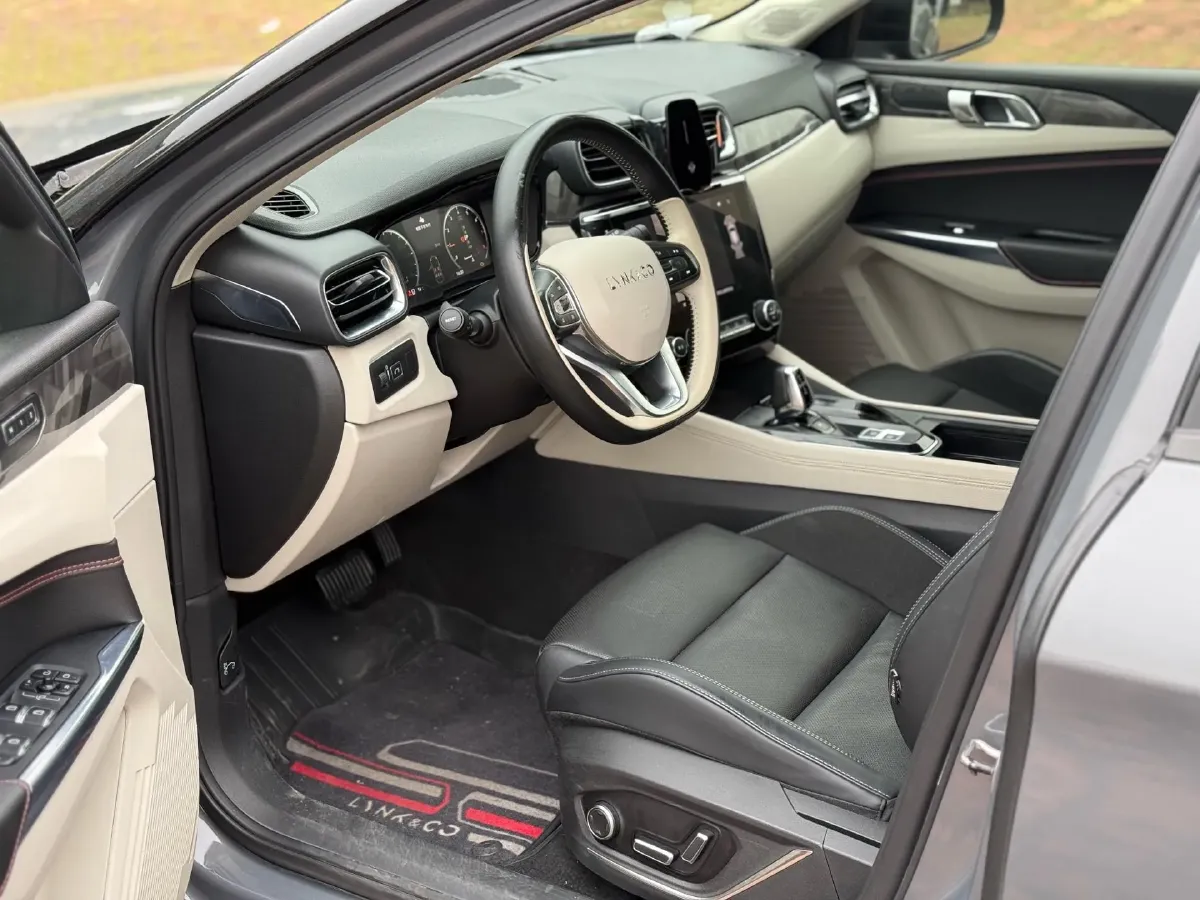 2019 LYNK&CO 02 2.0T 190HP L4 6AT,autocango,china used car exporter,china ev exporter,chinese used car exporter,chinese used ev exporter