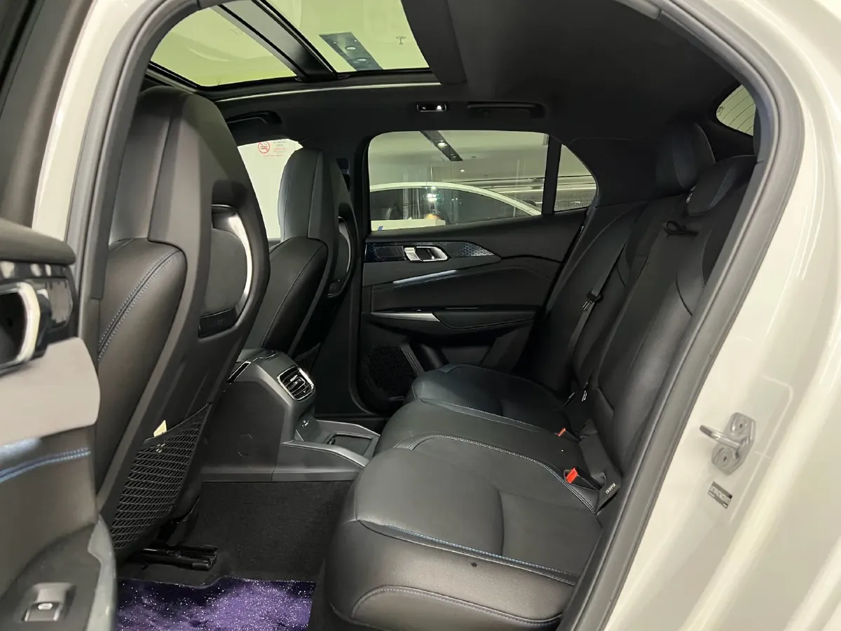 2021 LYNK&CO 03 New Energy 1.5T 180HP L3 7DCT PHEV 9.4KWH,autocango,china used car exporter,china ev exporter,chinese used car exporter,chinese used ev exporter