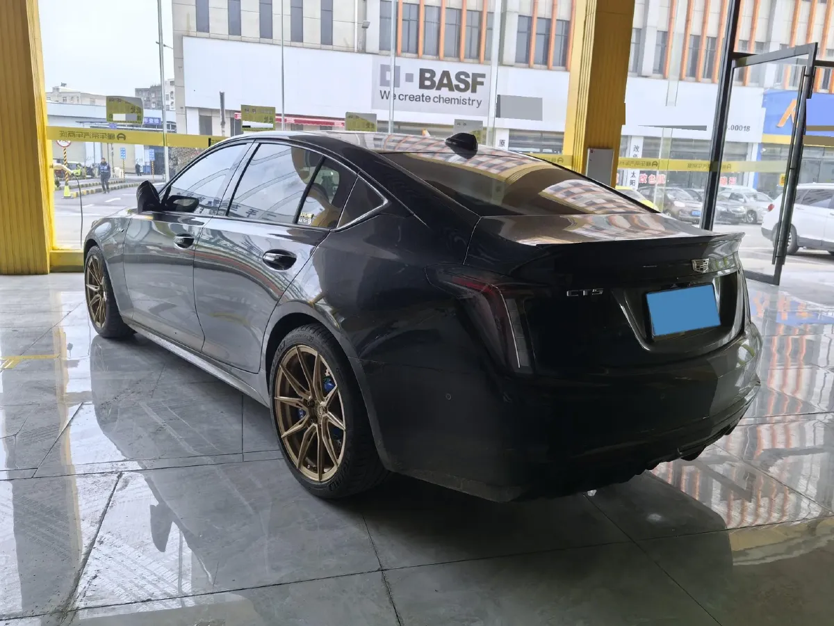 2023 Cadillac CT5 2.0T 237HP L4 10AT,autocango,china used car exporter,china ev exporter,chinese used car exporter,chinese used ev exporter