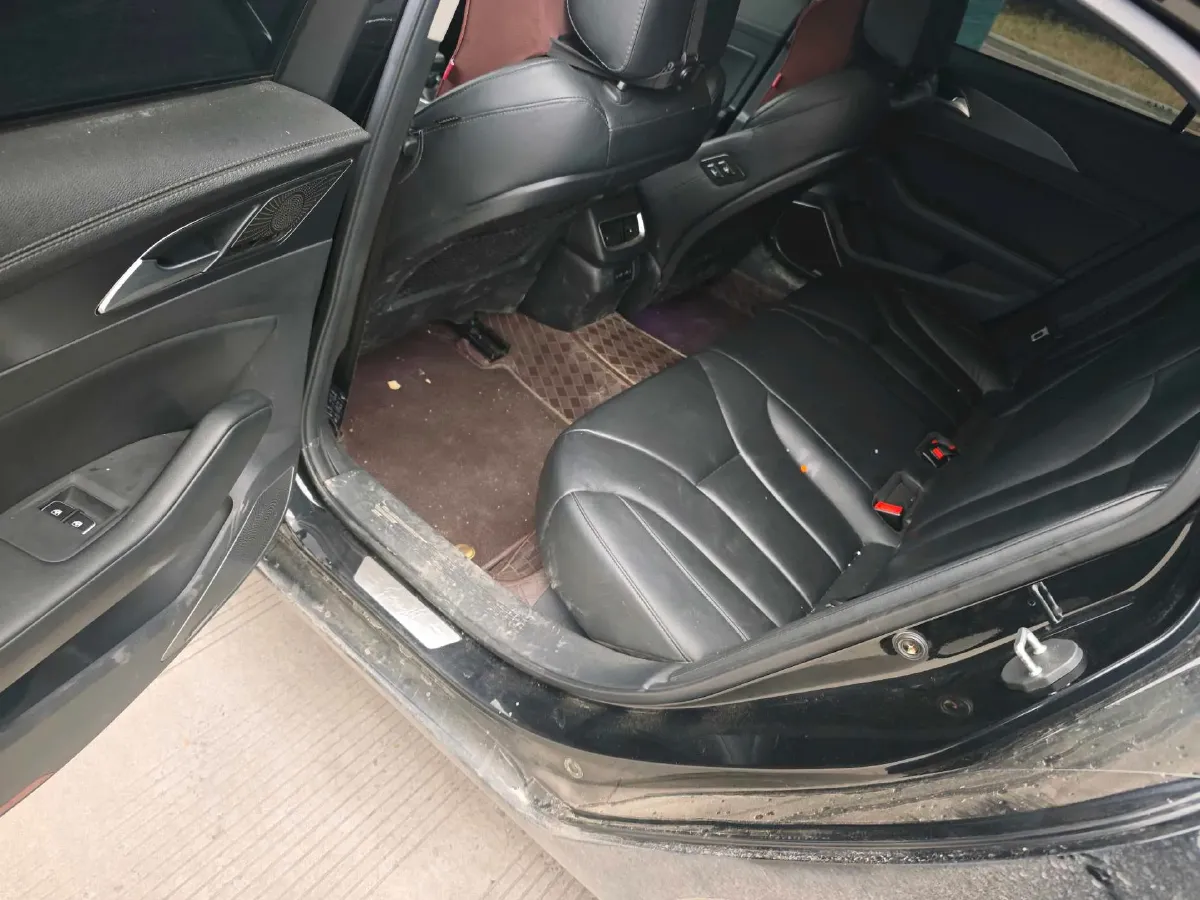 2020 HongQi H5 1.8T 197HP L4 6AT,autocango,china used car exporter,china ev exporter,chinese used car exporter,chinese used ev exporter