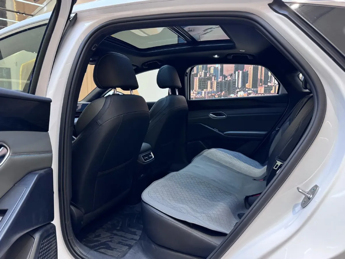 2025 BYD QinL BEV,autocango,china used car exporter,china ev exporter,chinese used car exporter,chinese used ev exporter