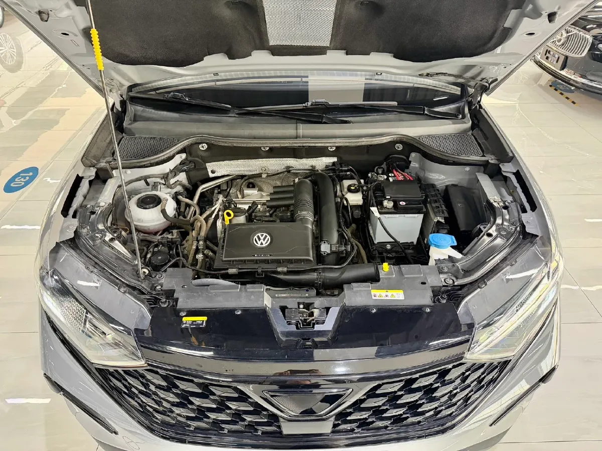 2022 Jetta VS7 1.4T 150HP L4 6AT,autocango,china used car exporter,china ev exporter,chinese used car exporter,chinese used ev exporter