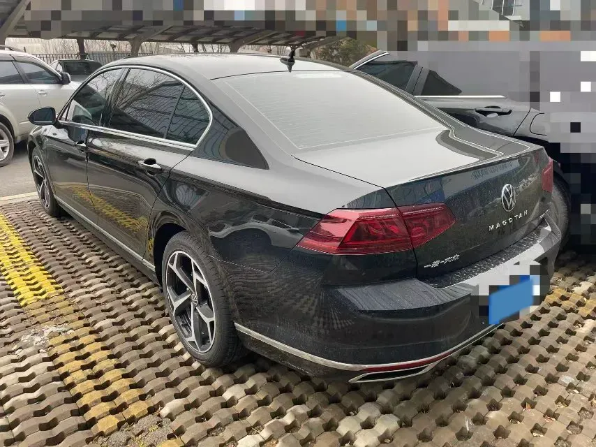 2026 Volkswagen Magotan 2.0T 220HP L4 7DCT,autocango,china used car exporter,china ev exporter,chinese used car exporter,chinese used ev exporter
