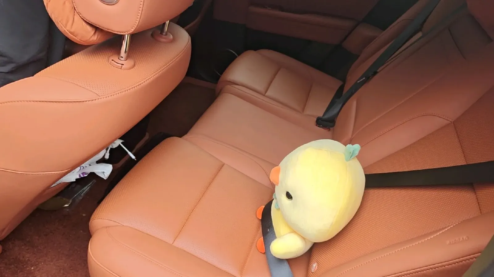 2024 Li L6 Range Extended 154HP L4 REEV 36.8KWH,autocango,china used car exporter,china ev exporter,chinese used car exporter,chinese used ev exporter