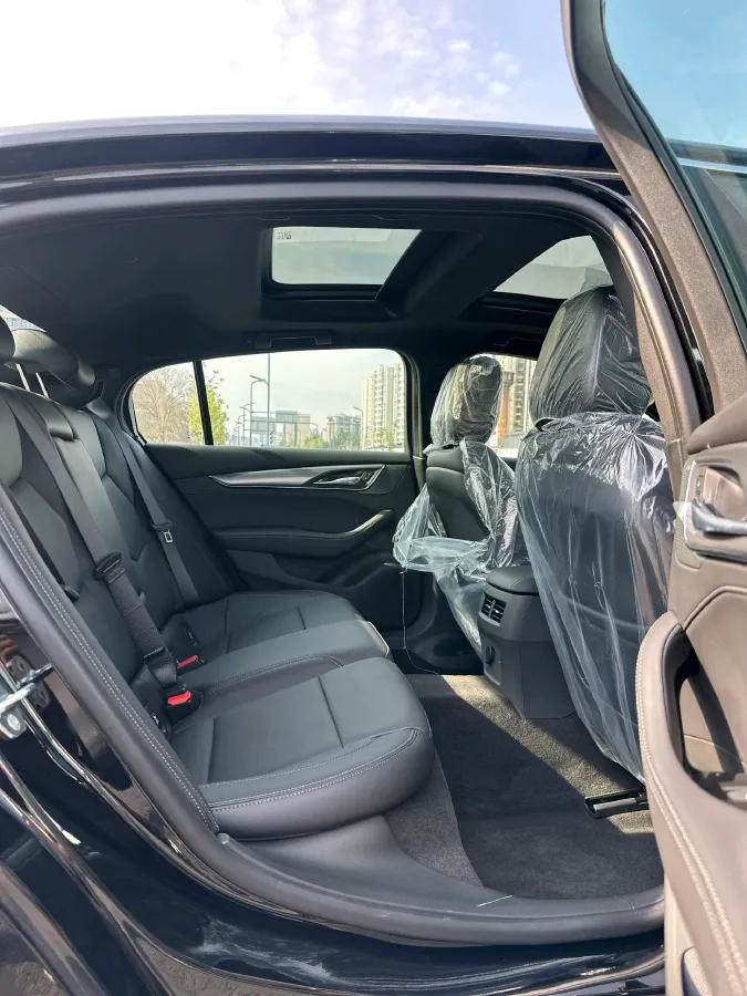 2024 Cadillac CT5 2.0T 237HP L4 10AT,autocango,china used car exporter,china ev exporter,chinese used car exporter,chinese used ev exporter