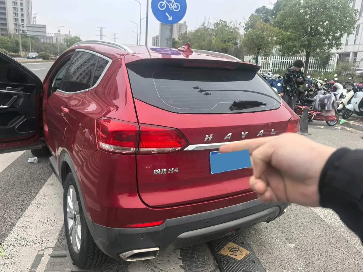 2018 Haval H4 1.5T 169HP L4 7DCT,autocango,china used car exporter,china ev exporter,chinese used car exporter,chinese used ev exporter