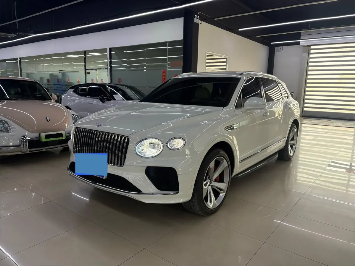2024 Bentley Bentayga 4.0T 550HP V8 8AT,autocango,china used car exporter,china ev exporter,chinese used car exporter,chinese used ev exporter