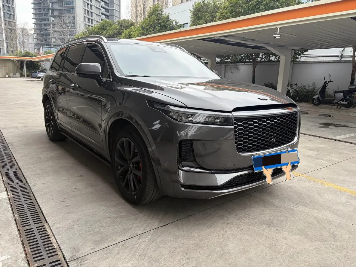 2021 Li ONE Range Extended 131HP REEV 40.5KWH,autocango,china used car exporter,china ev exporter,chinese used car exporter,chinese used ev exporter