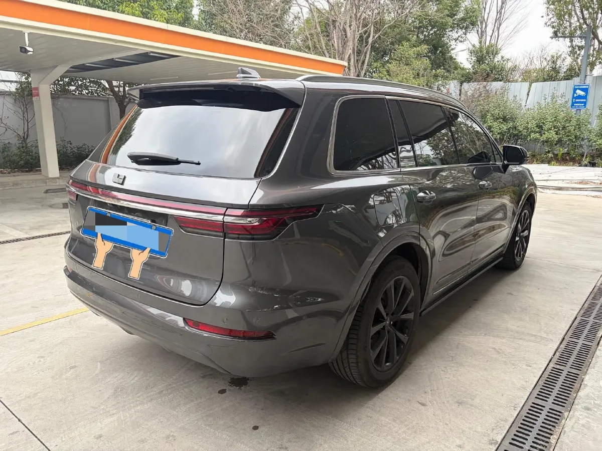2021 Li ONE Range Extended 131HP REEV 40.5KWH,autocango,china used car exporter,china ev exporter,chinese used car exporter,chinese used ev exporter