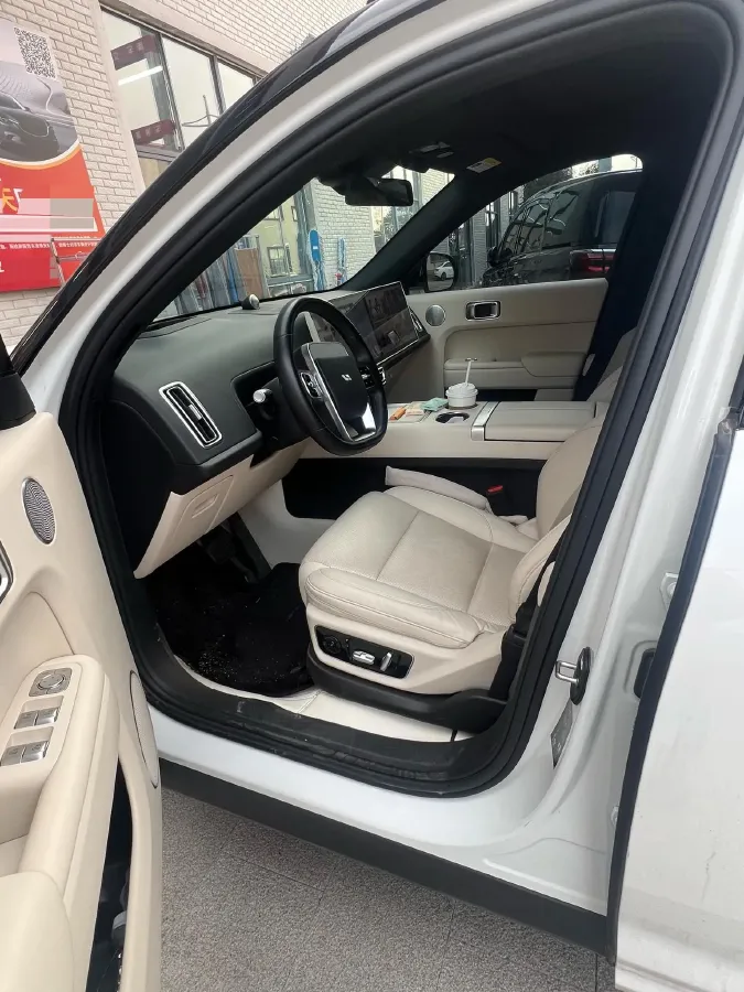 2023 Li L7 Range Extended 154HP REEV 40.9KWH,autocango,china used car exporter,china ev exporter,chinese used car exporter,chinese used ev exporter