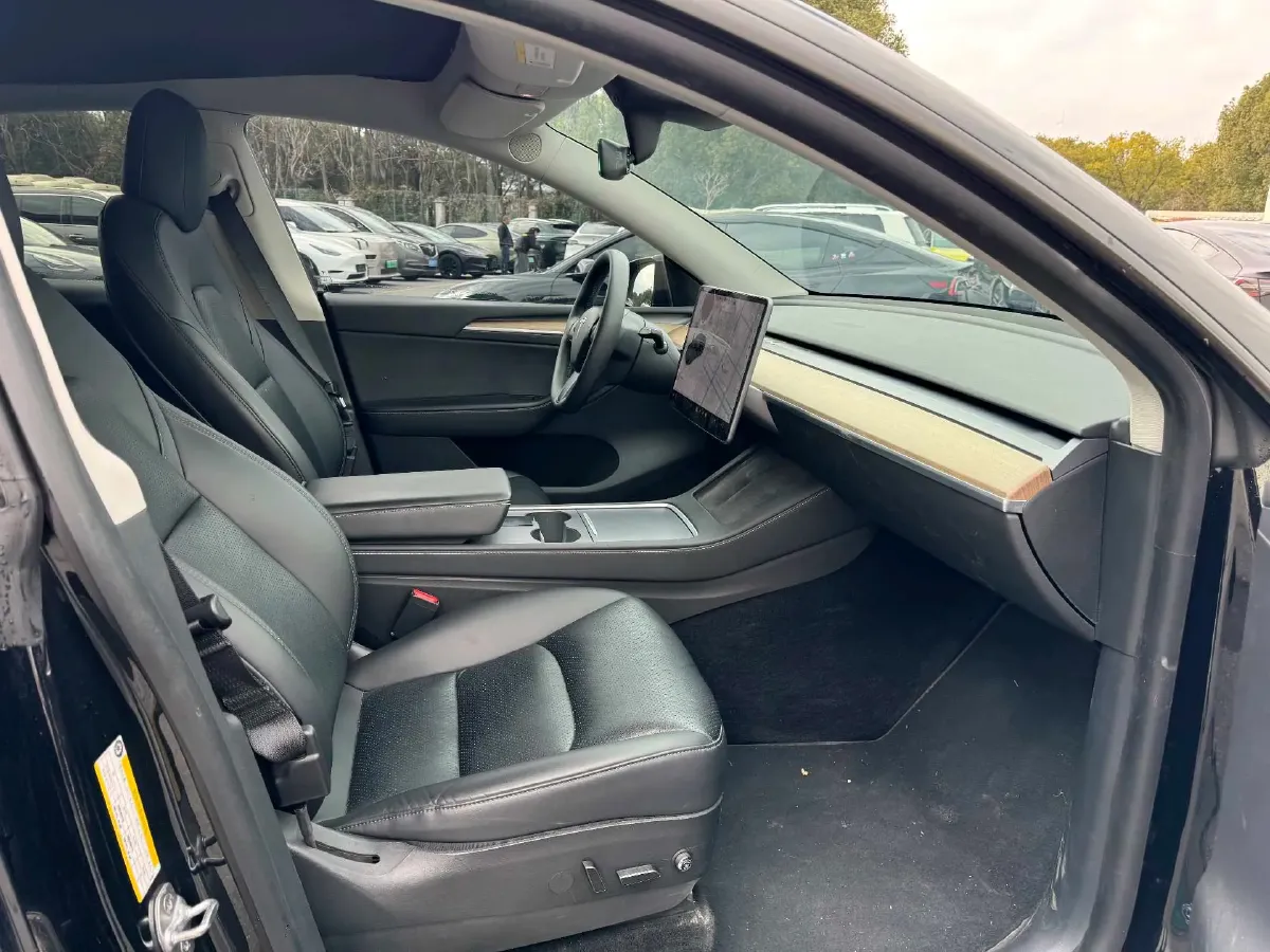 2021 Tesla Model Y BEV 60KWH,autocango,china used car exporter,china ev exporter,chinese used car exporter,chinese used ev exporter