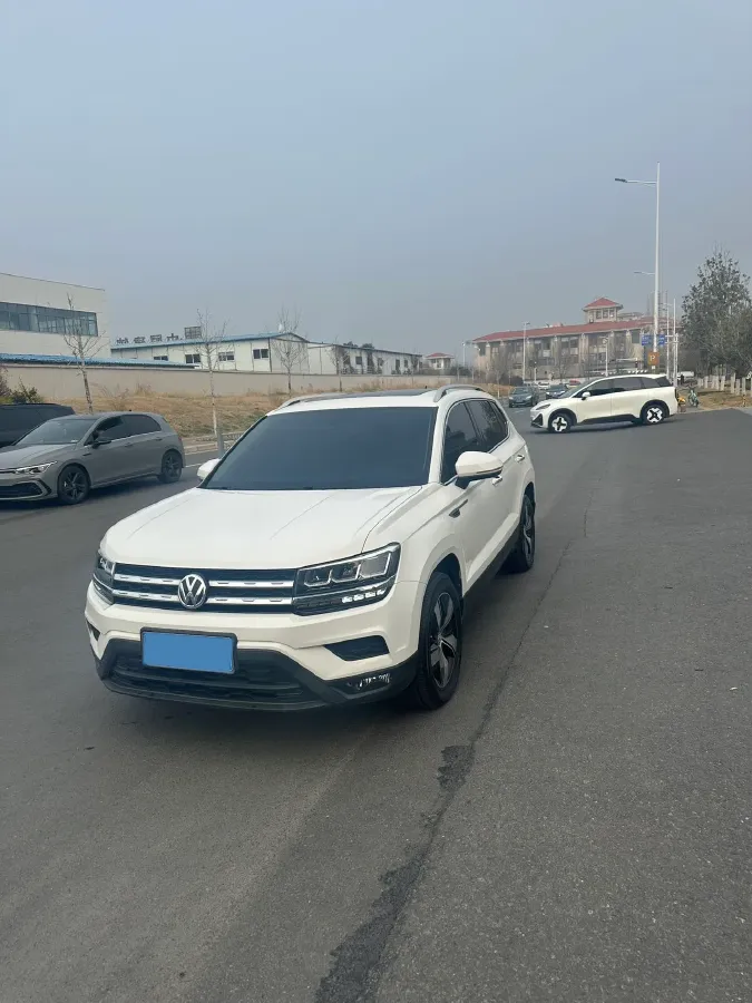 2020 Volkswagen Tharu 1.4T 150HP L4 7DCT,autocango,china used car exporter,china ev exporter,chinese used car exporter,chinese used ev exporter