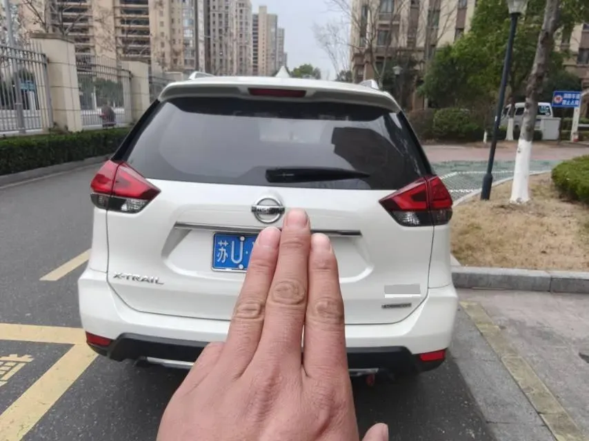 2019 Nissan X-Trail 2.0L 154HP L4 CVT,autocango,china used car exporter,china ev exporter,chinese used car exporter,chinese used ev exporter