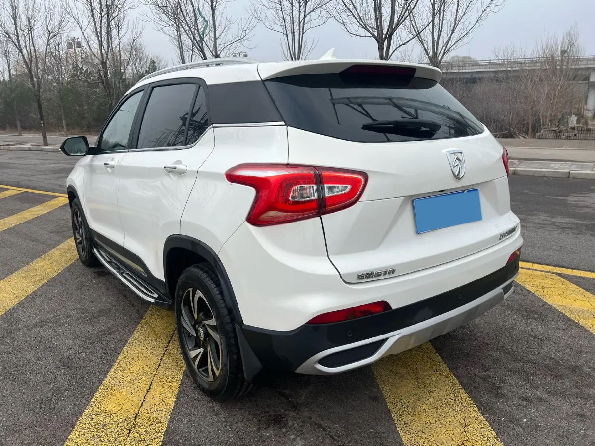 2017 BaoJun 510 1.5L 112HP L4 6MT,autocango,china used car exporter,china ev exporter,chinese used car exporter,chinese used ev exporter