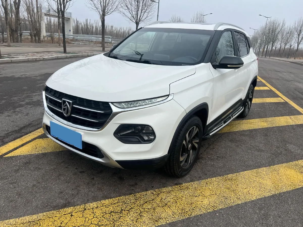 2017 BaoJun 510 1.5L 112HP L4 6MT,autocango,china used car exporter,china ev exporter,chinese used car exporter,chinese used ev exporter