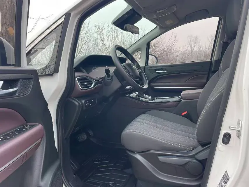 2023 GAC Trumpchi M6 1.5T 177HP L4 7DCT,autocango,china used car exporter,china ev exporter,chinese used car exporter,chinese used ev exporter