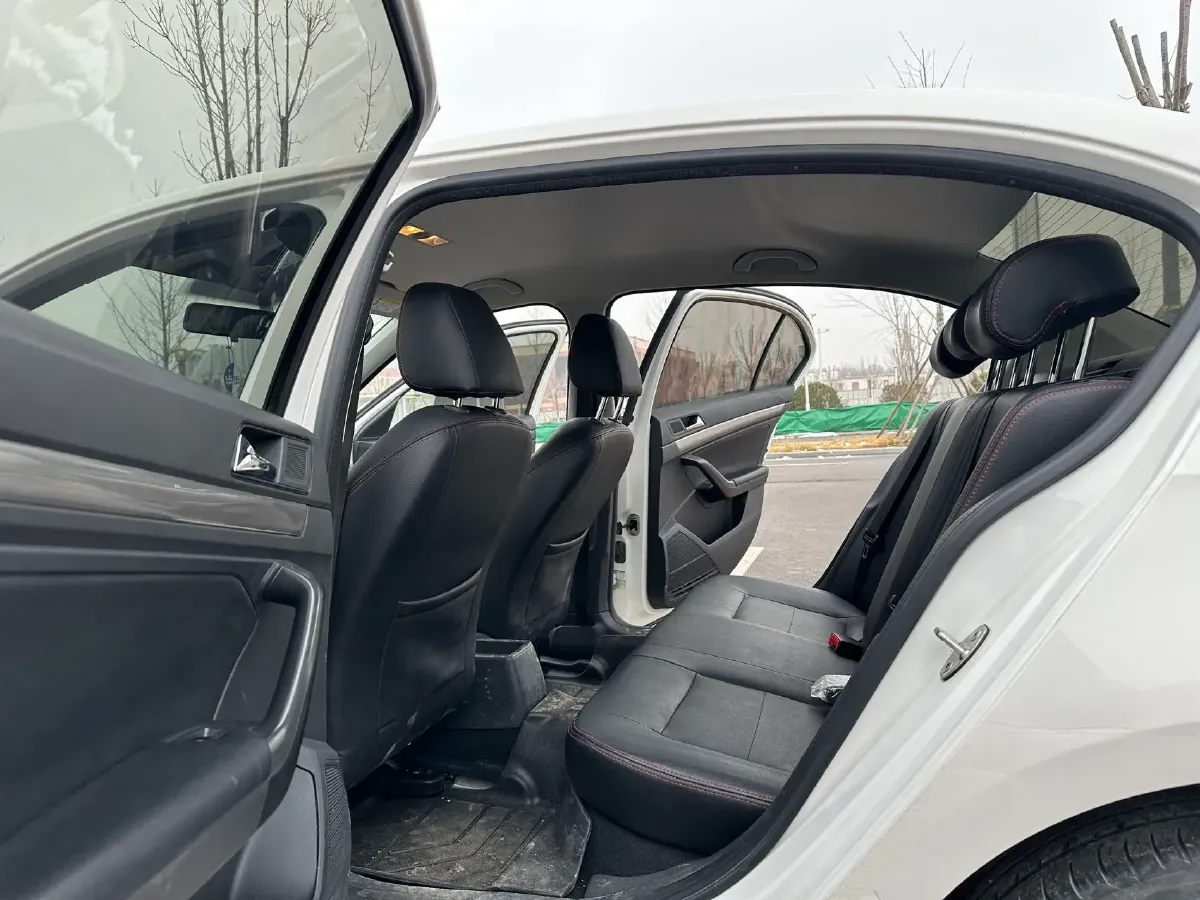 2019 ChangAn Eado XT 1.6L 128HP L4 6AT,autocango,china used car exporter,china ev exporter,chinese used car exporter,chinese used ev exporter